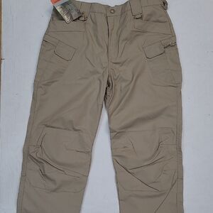 Men's Tan Cargo Pants with Utility Pockets